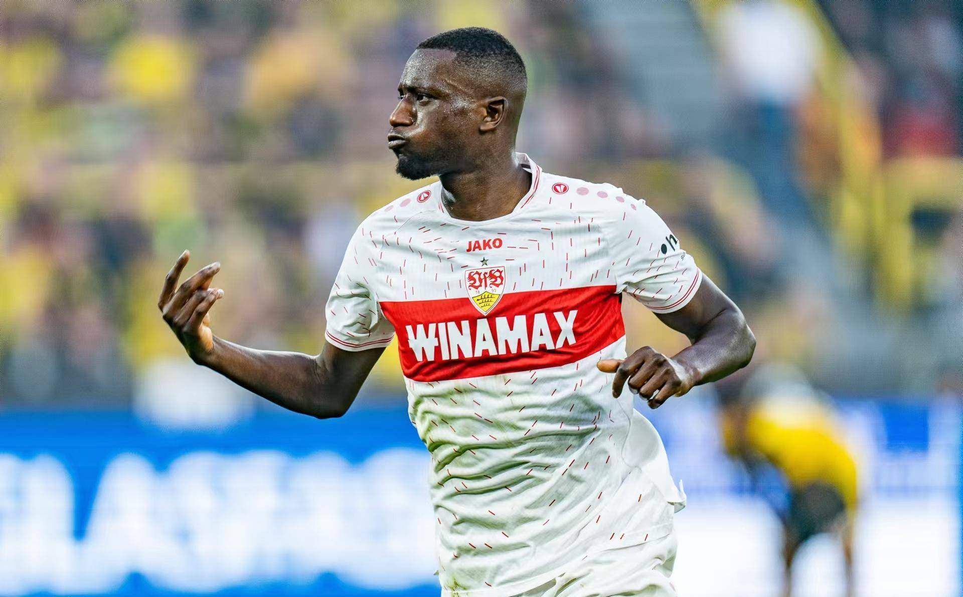 多特蒙德前锋状态火热，成为欧洲杯突出球员的简单介绍