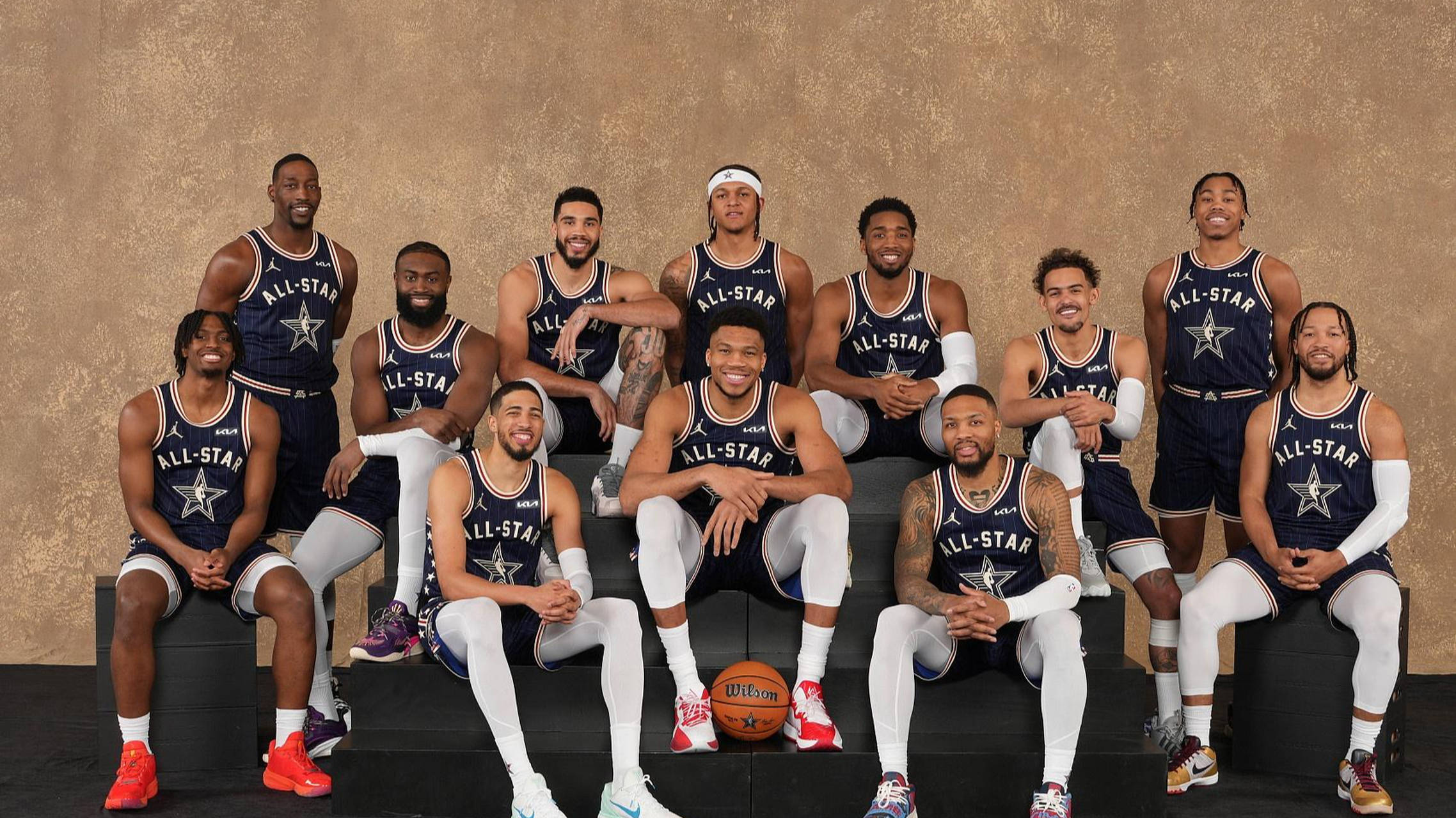 开云体育官方网站-包含NBA全明星赛主办城市考虑取消赛事的词条