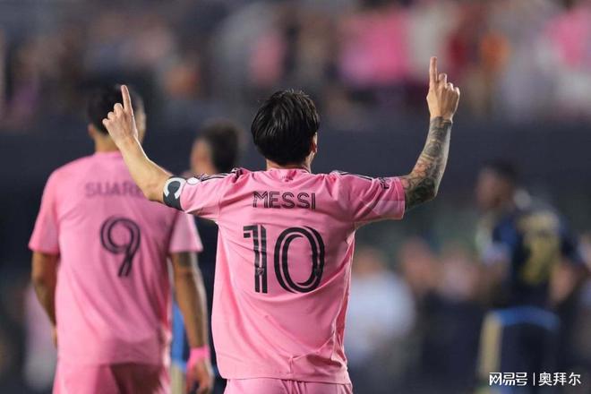 神奇进球惊艳全场，球迷欢呼不止的简单介绍