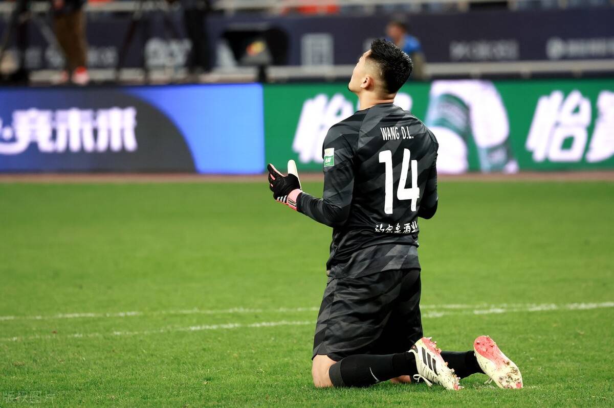 鲁能队将迎战河南建业，球迷期待胜利