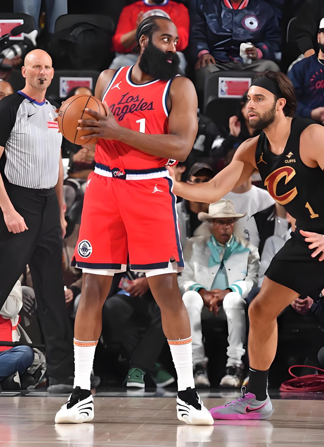 里昂成功绝杀梅斯,豪取联赛四连胜争冠热度连连上扬的简单介绍 里昂成功绝杀梅斯,豪取联赛四连胜争冠热度连连上扬的简单介绍