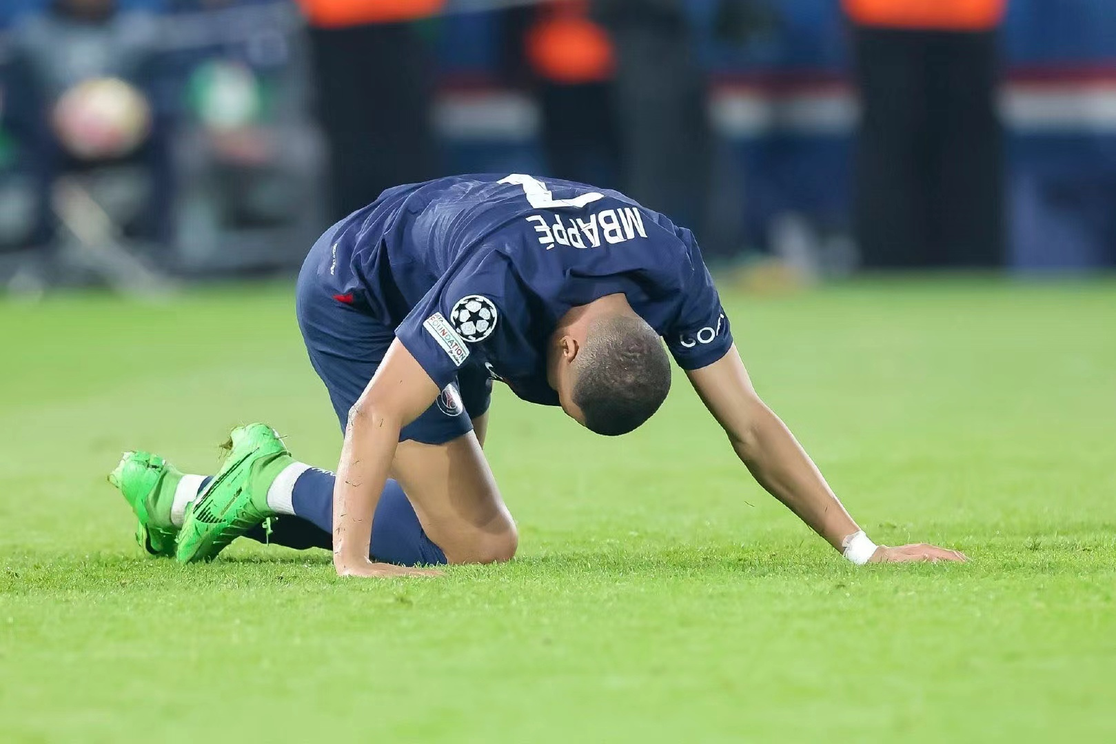 巴黎圣日耳曼遭逢挑战，陷入困境的简单介绍