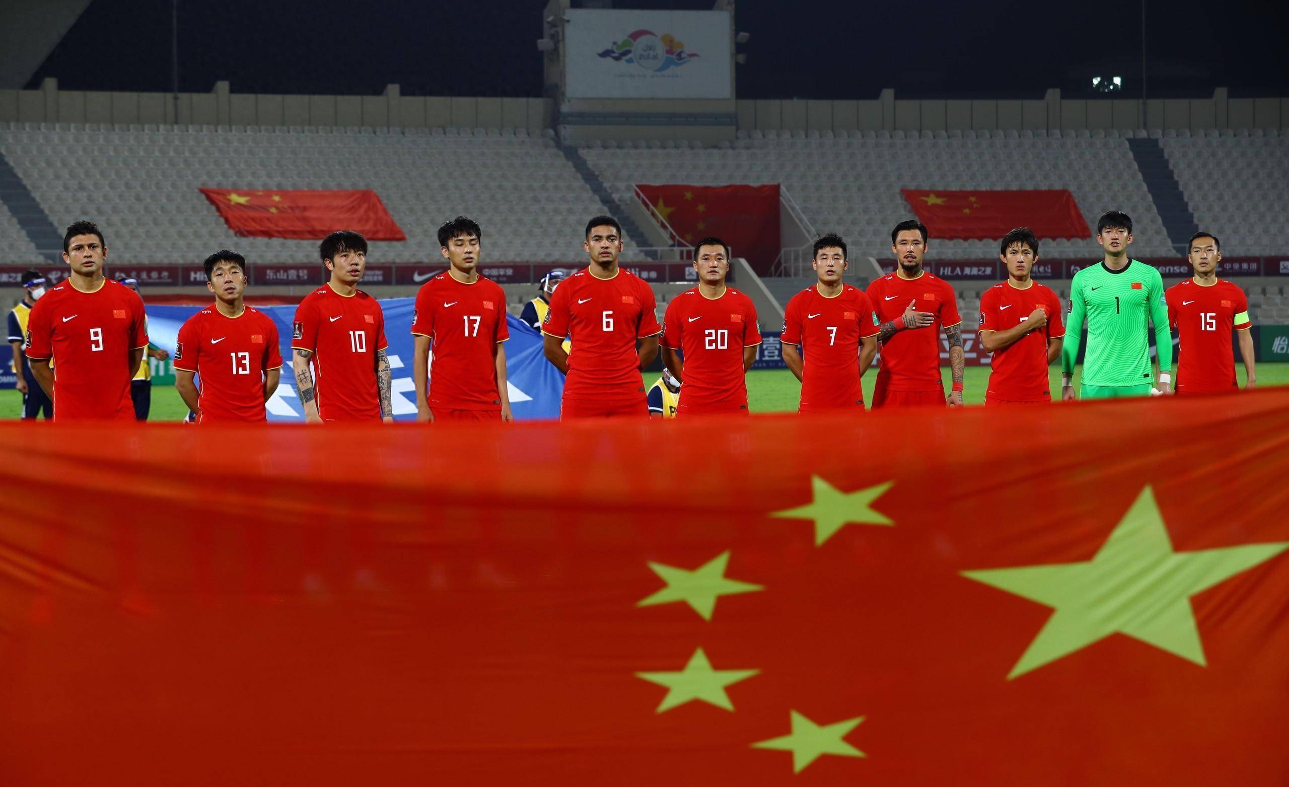 包含上海上港击败深圳佳兆业，取得连胜的词条