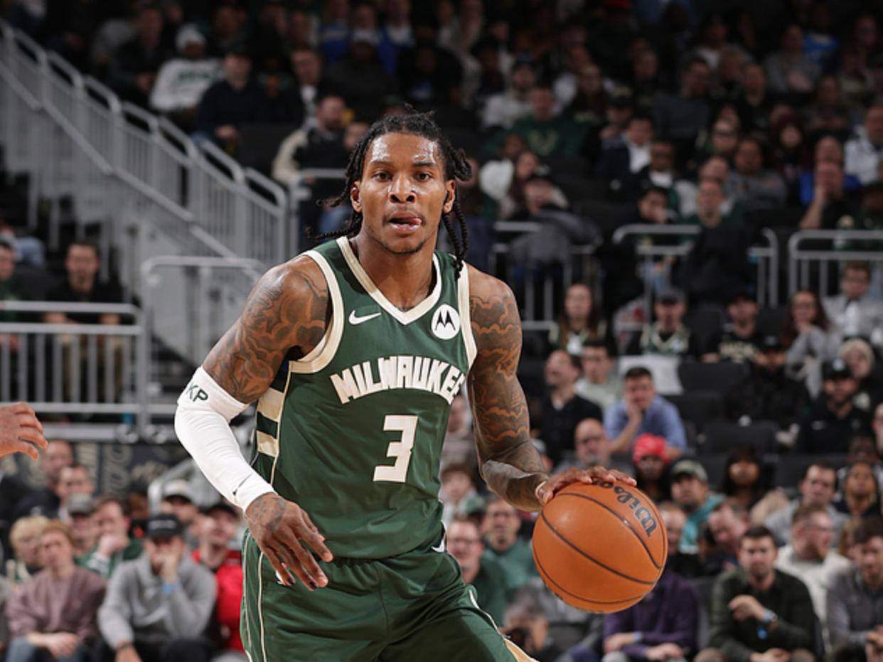 开云体育入口-雄鹿力克独行侠，取得五连胜