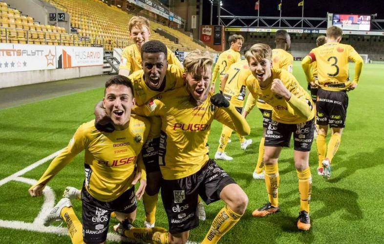 关于沙尔克失球告负，连败陷入泥淖的信息