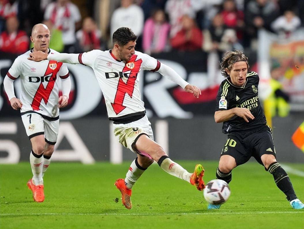 奥萨苏纳战胜巴列卡诺，客场大捷取胜