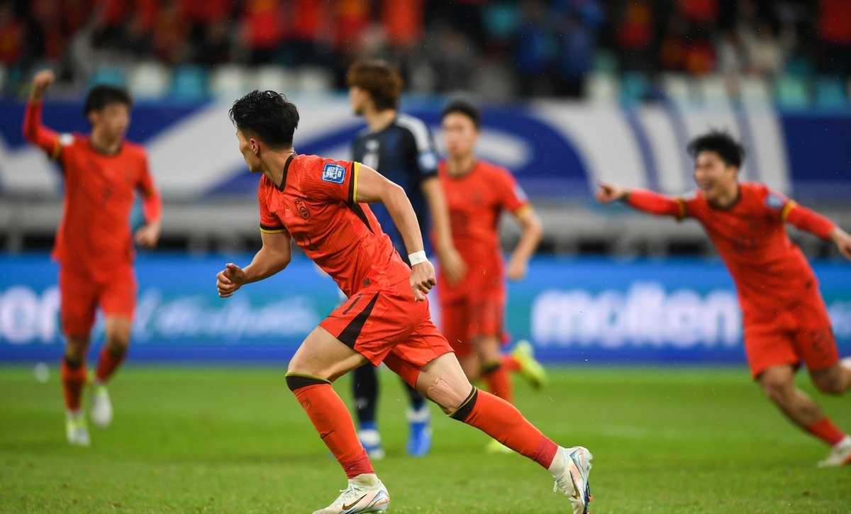 北爱尔兰大胜利兹，小组头名晋级下一轮的简单介绍