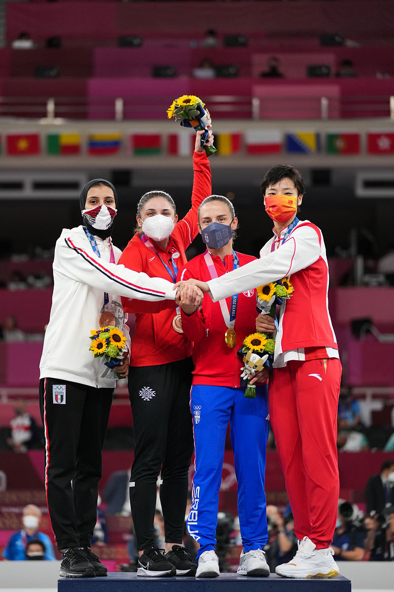 韩国球队在关键比赛中摘得胜利果实 韩国球队在关键比赛中摘得胜利果实