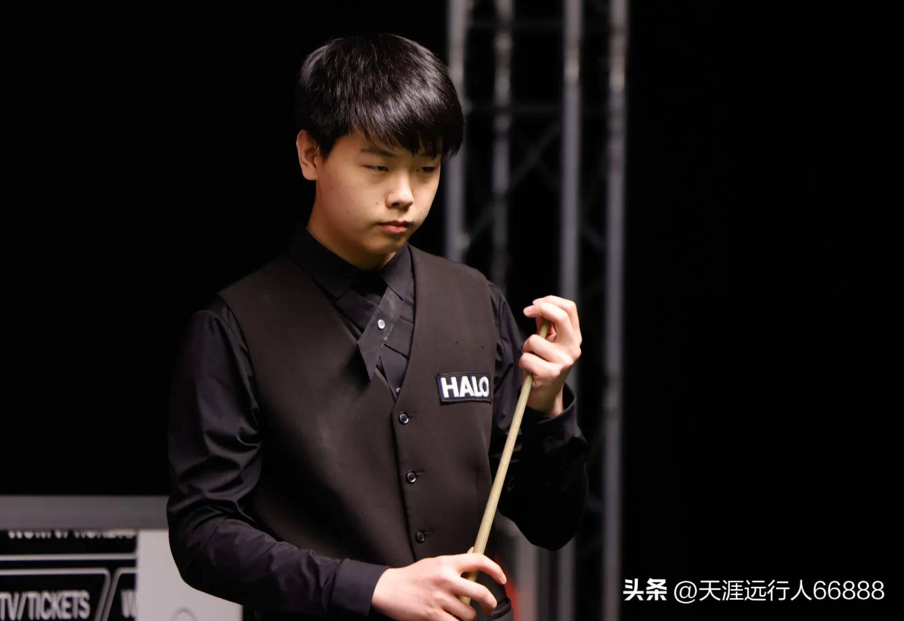 -斯诺克比赛中英国队风光依旧