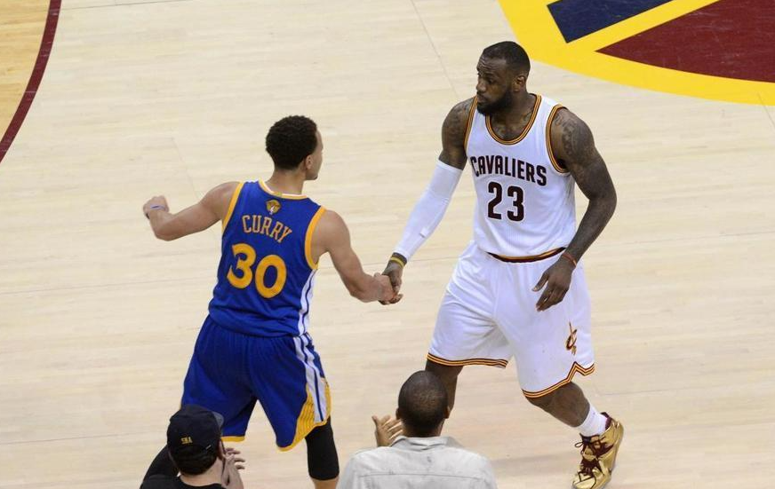 包含瑞典男子射箭队表现突出,击败对手夺冠的词条 包含瑞典男子射箭队表现突出,击败对手夺冠的词条