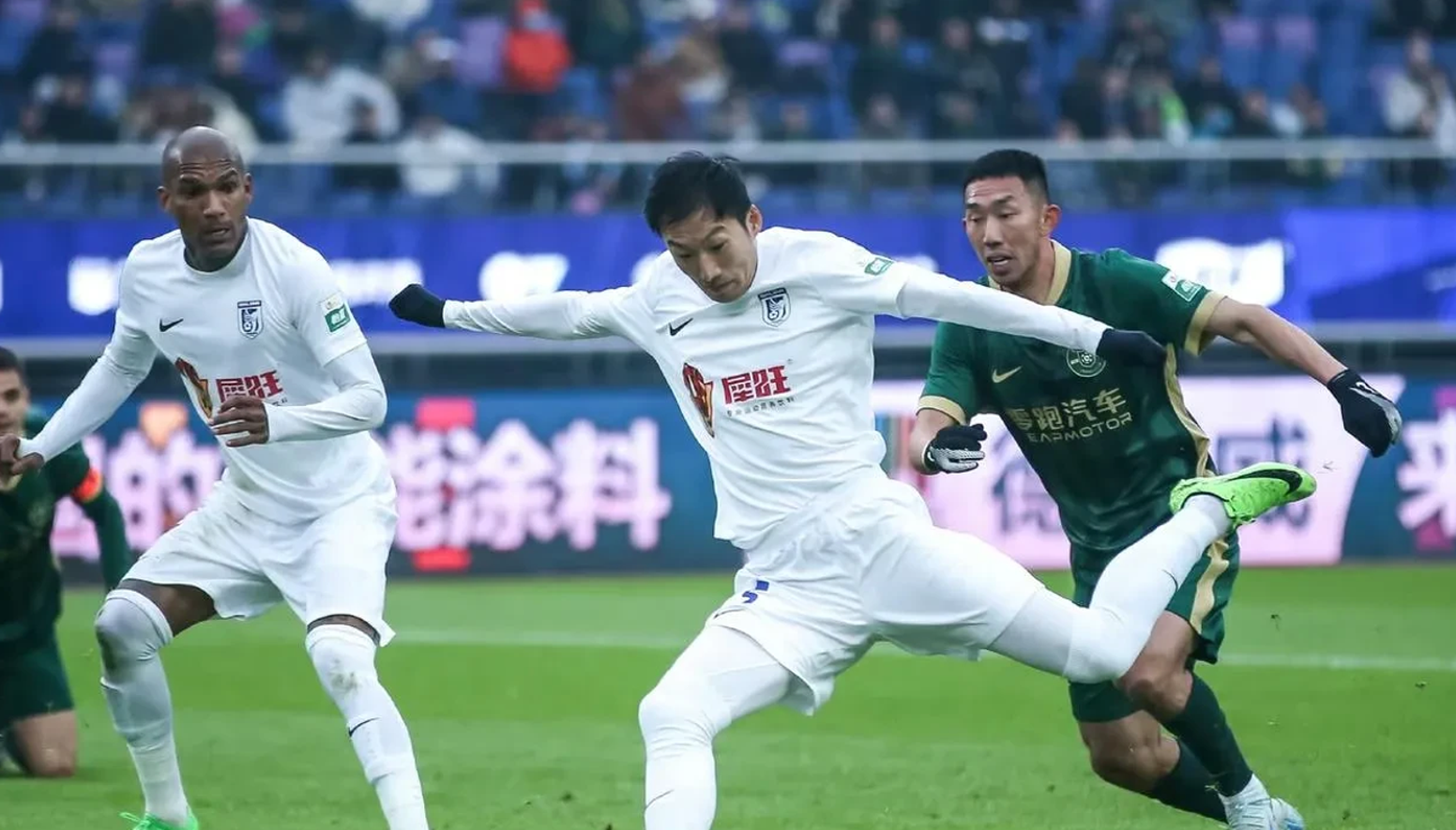 大连一方将迎战山东鲁能，双方均有取胜机会