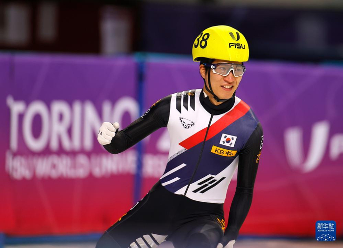 开云体育在线-日本选手勇夺短道速滑比赛银牌