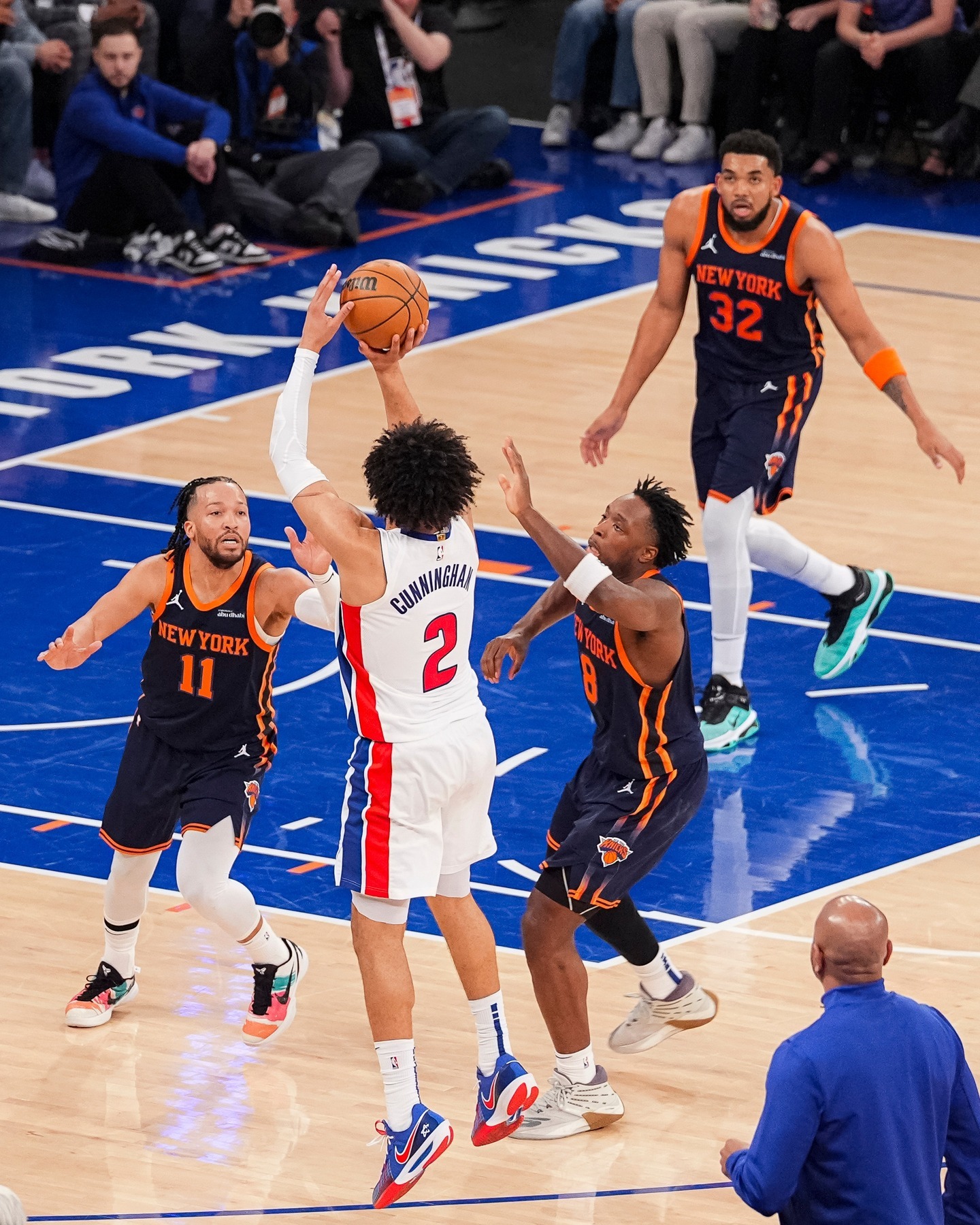 开云平台-篮网战胜尼克斯，终结对手连胜