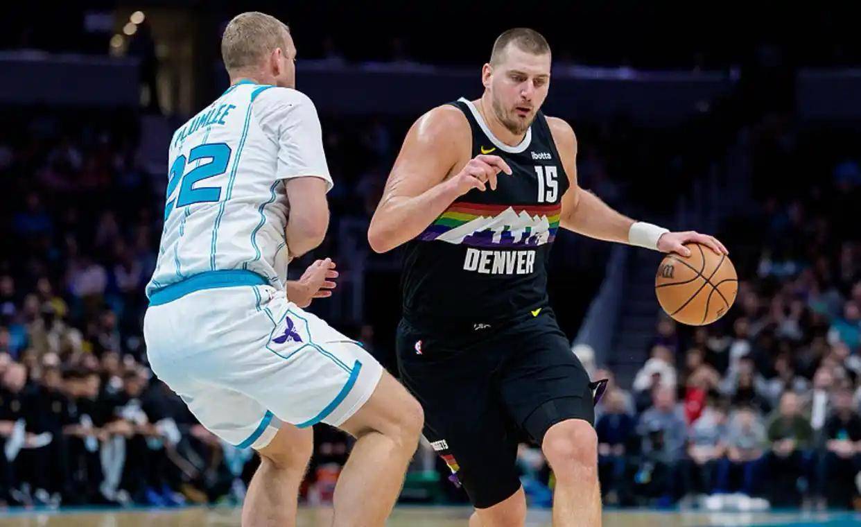 国王轻取爵士,约基奇刷新纪录 国王轻取爵士,约基奇刷新纪录