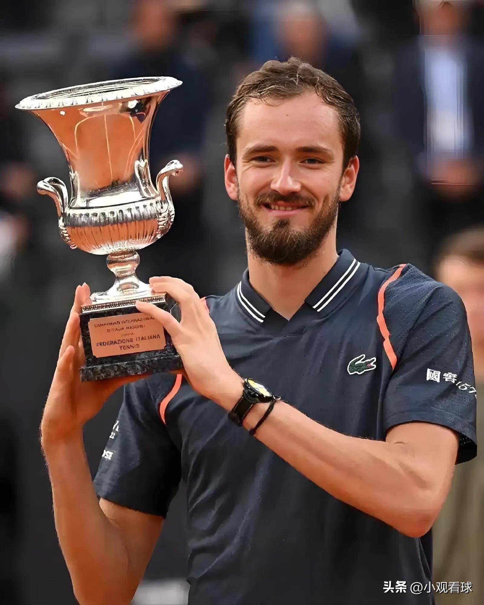 戴维斯杯险胜澳网,梅德韦杰夫关键制胜 戴维斯杯险胜澳网,梅德韦杰夫关键制胜