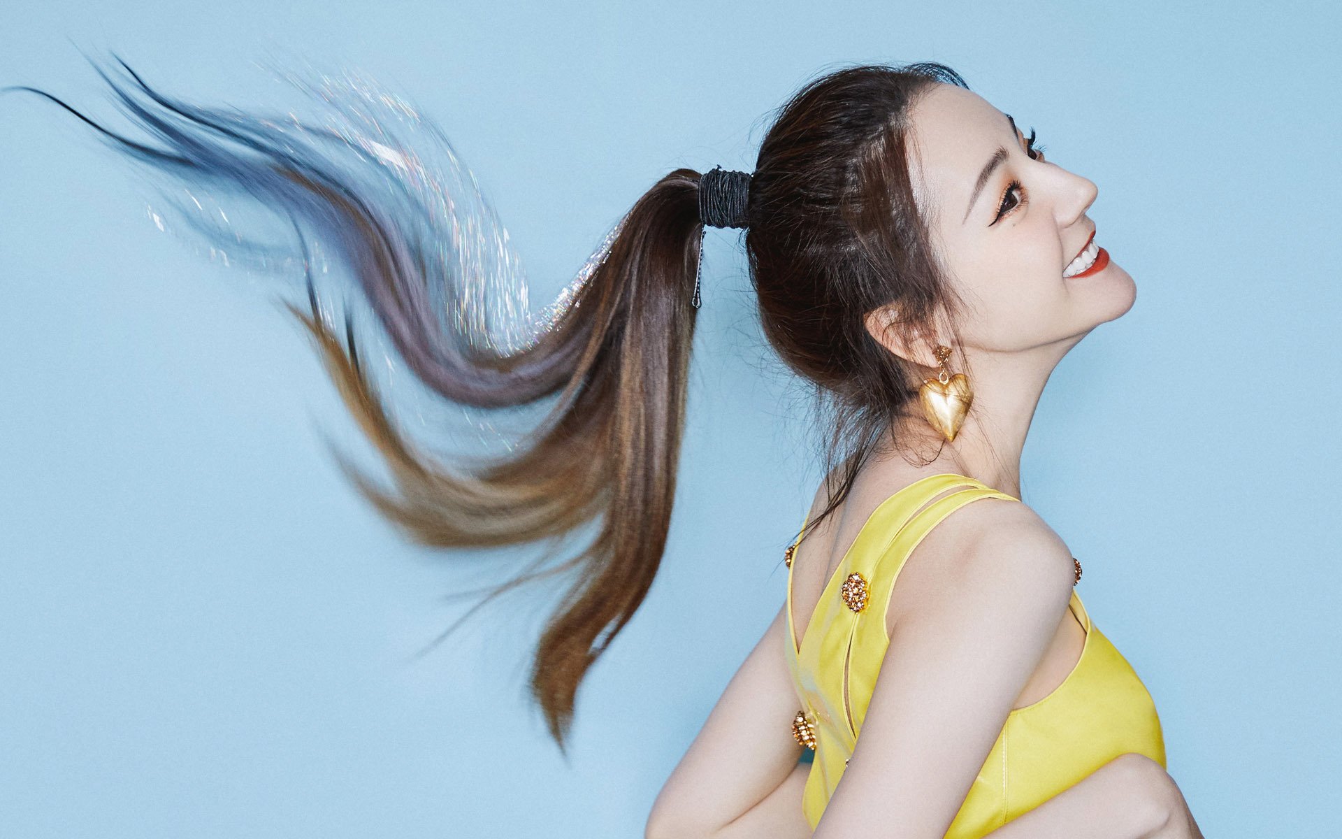 足球场的时区差异，最后时刻的奇迹与历史长河的审判