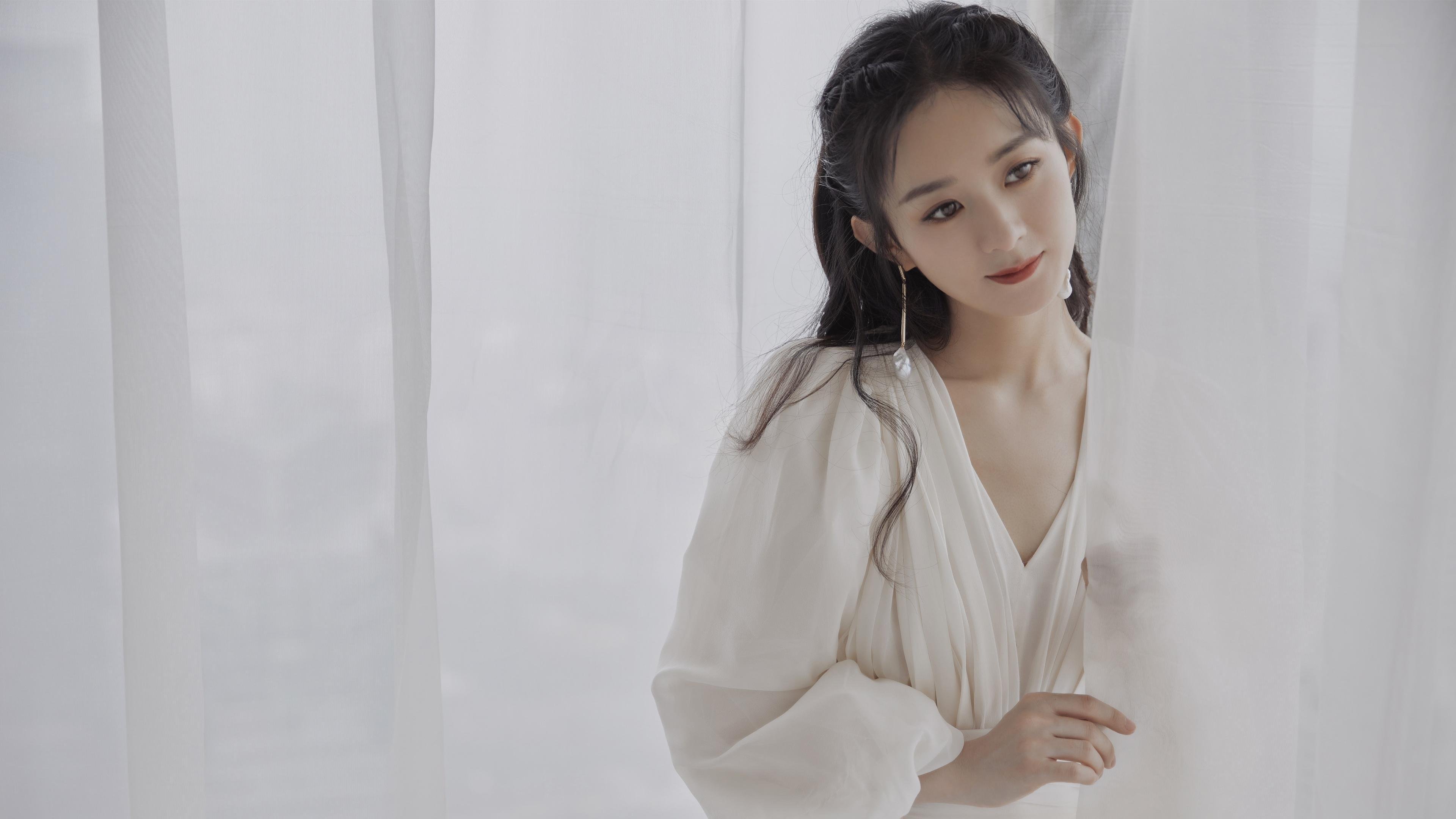 暗夜中的闪电与钢铁森林，当C罗爆发遭遇希腊式全面压制