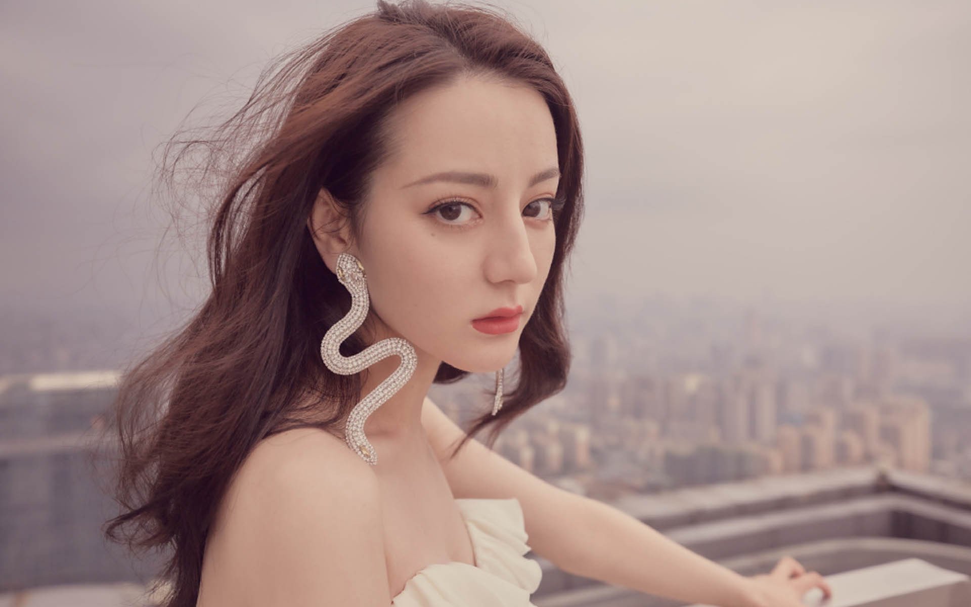 伊朗全面压制南非,厄德高独舞令对手绝望